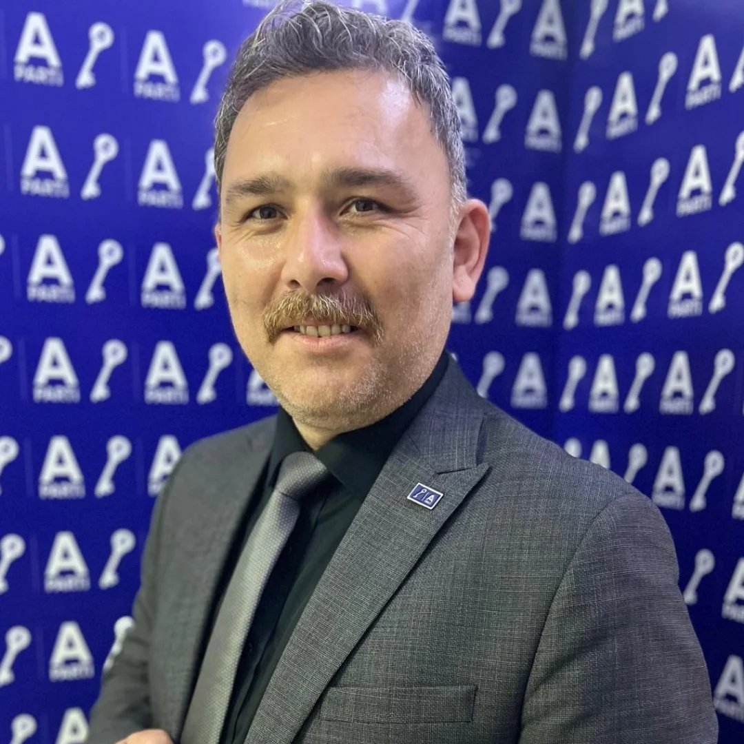 Hakan Cenger Anneler Günü