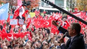 Millet İradesine Sahip Çıkıyor