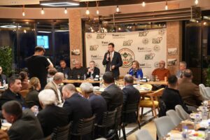 BAŞKAN KÖSE MUHTARLARLA İFTAR SOFRASINDA BULUŞTU