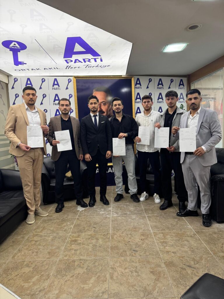 ANAHTAR PARTİ GİRESUN GENÇLİK KOLLARI’NDA YENİ GÖREV DAĞILIMI