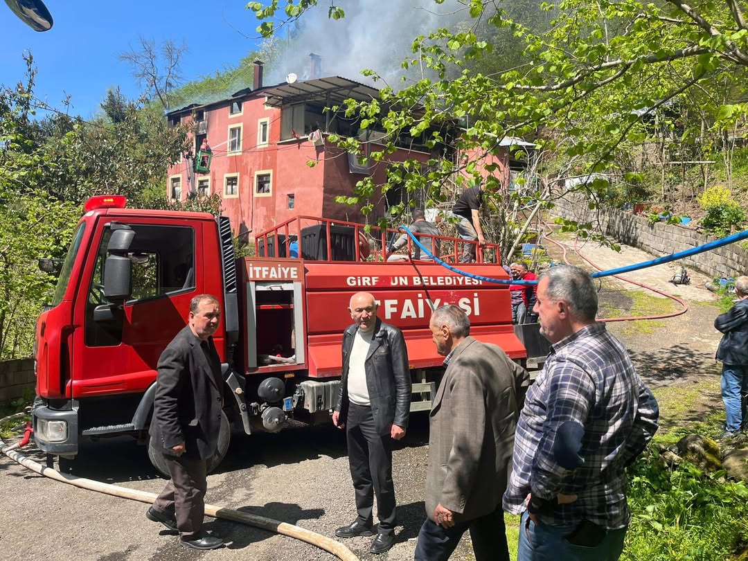 Tekke Mahallesi çıkan yangın