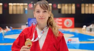 GİRESUNLU MİLLİ SPORCU BÜŞRA ÇAYAN IŞIK TÜRKİYE ŞAMPİYONU OLDU