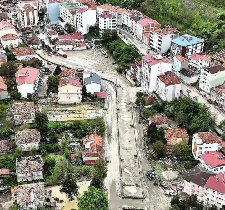 HAVZA’DAKİ SU TAŞKINLARI SONRASI 50 MİLYON TL ACİL DESTEK