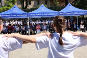 5 HAZİRAN DÜNYA ÇEVRE GÜNÜ MÜNASEBETİYLE RESİM SERGİSİ DÜZENLENDİ