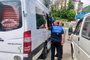ZABITA EKİPLERİNDEN HASSAS DENETİM: YOLCU GÜVENLİĞİ ÖN PLANDA TUTULUYOR