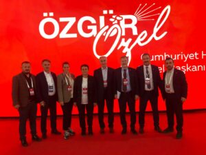GİRESUN’DAN ÖZGÜR ÖZEL’E TAM DESTEK: 38. KURULTAY DELEGELERİNDEN EKSİKSİZ İMZA