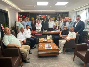 MUHTARLARDAN AK PARTİ İL BAŞKANI HÜSEYİN ALKAN’A HAYIRLI OLSUN ZİYARETİ