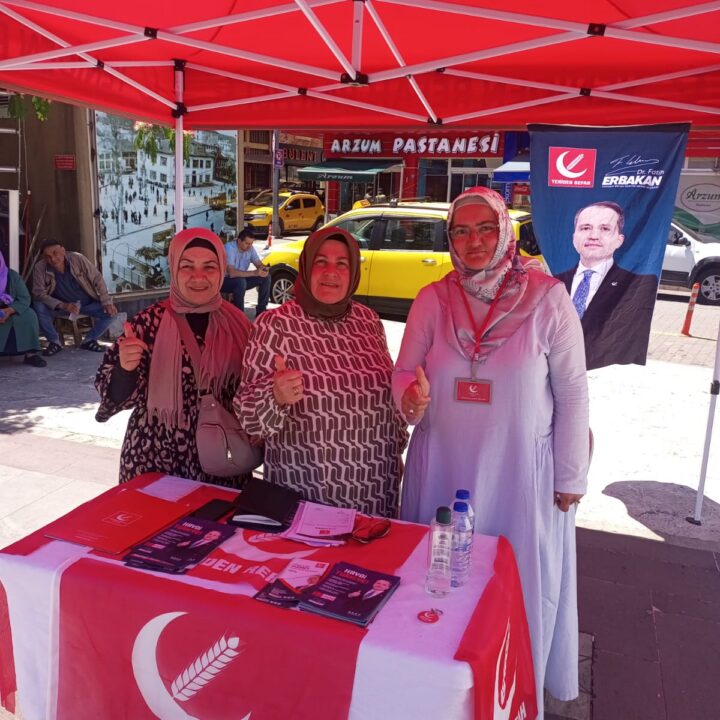 GİRESUN’DA YENİDEN REFAH PARTİSİ KADIN KOLLARININ ÇALIŞMALARI ÜYE SAYISINI ARTIRDI