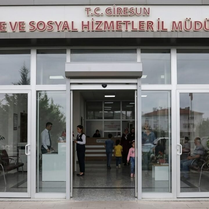 GİRESUN’DA SOSYAL DESTEK ÇALIŞMALARI HIZ KESMİYOR