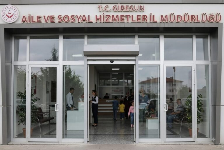 GİRESUN’DA SOSYAL DESTEK ÇALIŞMALARI HIZ KESMİYOR