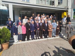 BAKAN YUSUF TEKİN, GİRESUN BASINIYLA BİR ARAYA GELDİ