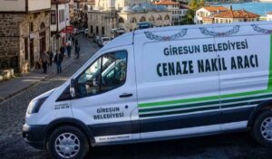 Giresun Belediyesi Sahipsiz Kalan Ispartalı Vatandaşın Cenazesine Sahip Çıktı