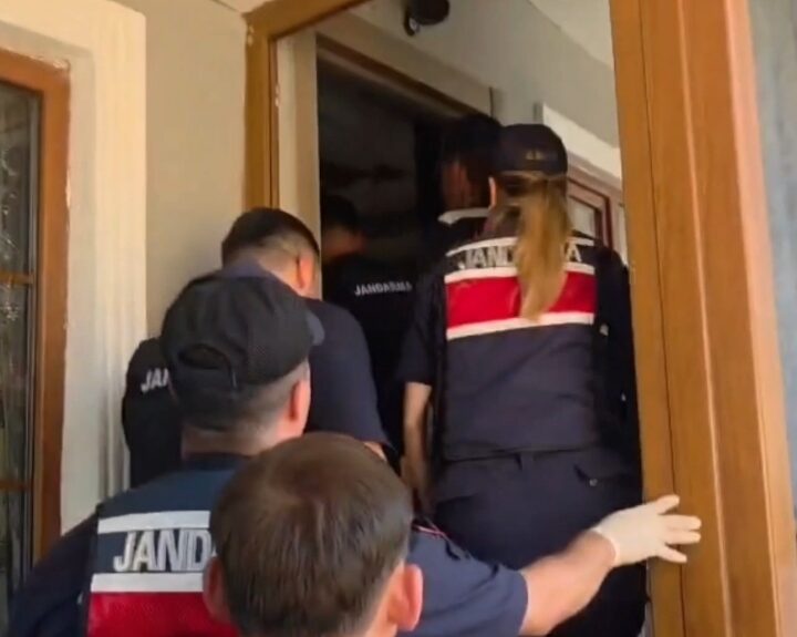 JANDARMADAN UYUŞTURUCUYA GEÇİT YOK: 35 İLDE DEV OPERASYON