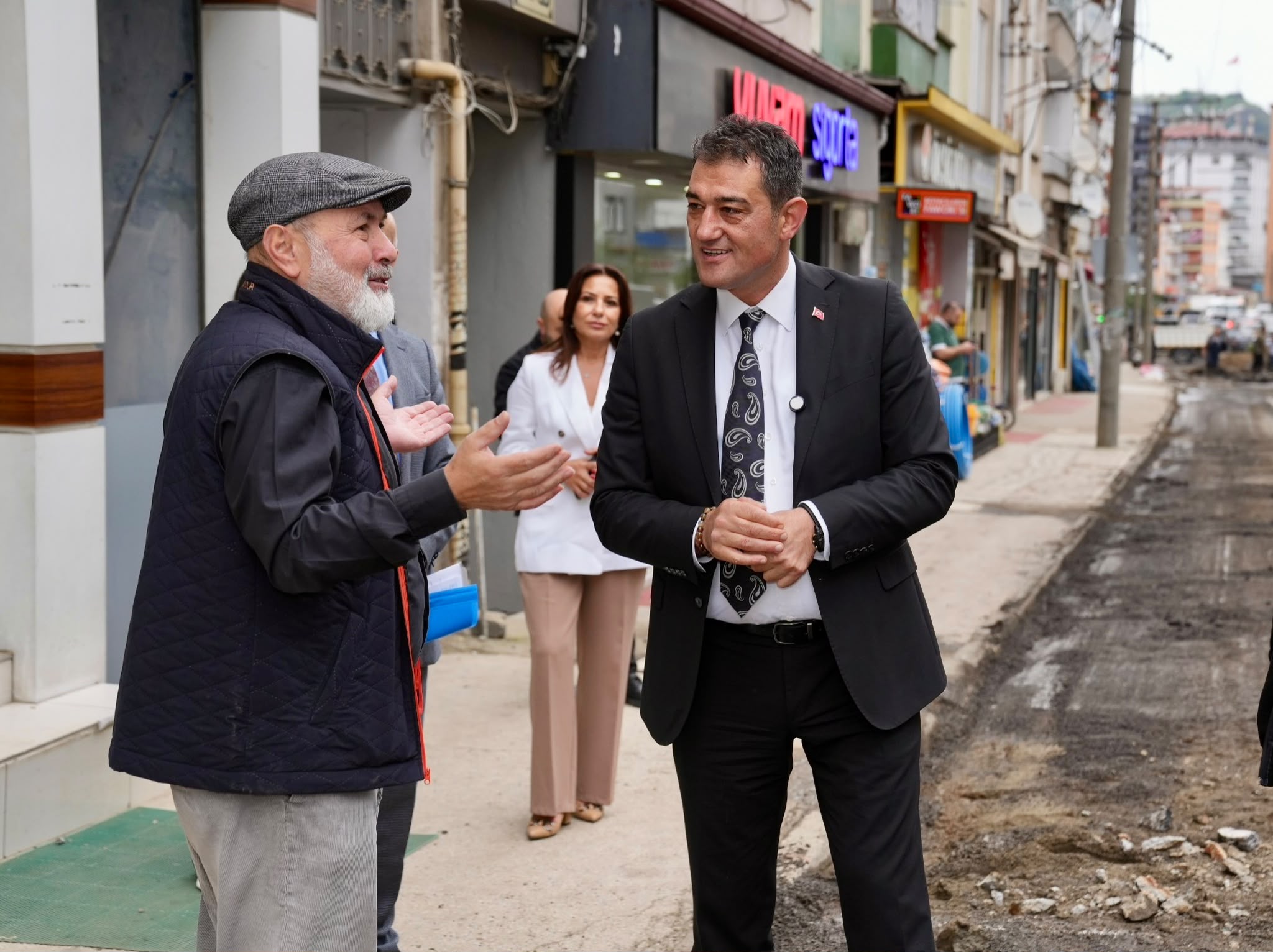 Orhan Yılmaz Caddesi