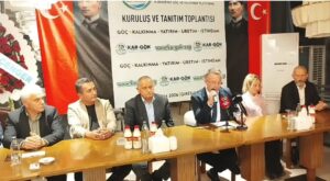 İBRAHİM ÜNYE’NİN ÖNCÜLÜĞÜNDE KARADENİZ’İN KALKINMASI İÇİN YOĞUN KATILIMLI, UMUT VEREN BULUŞMA