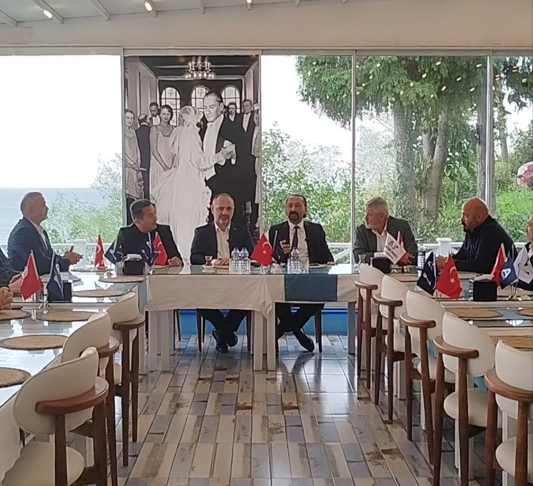 Yürütme Kurulu  Kenan Güvenç